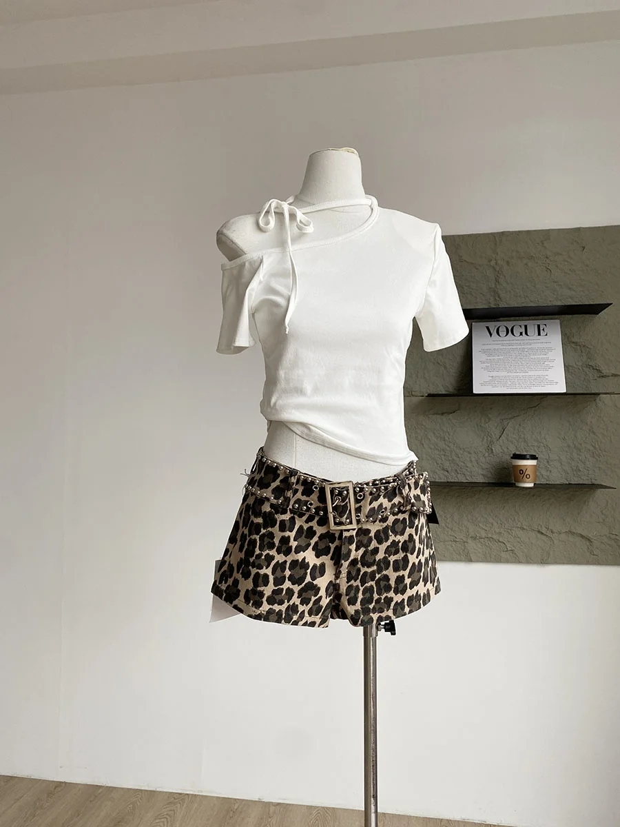 

Summer 2025 Women's Retro American Leopard Print Denim Shorts Versatile Slimming Sexy Hot Trendy High Waist Wide Leg Pants