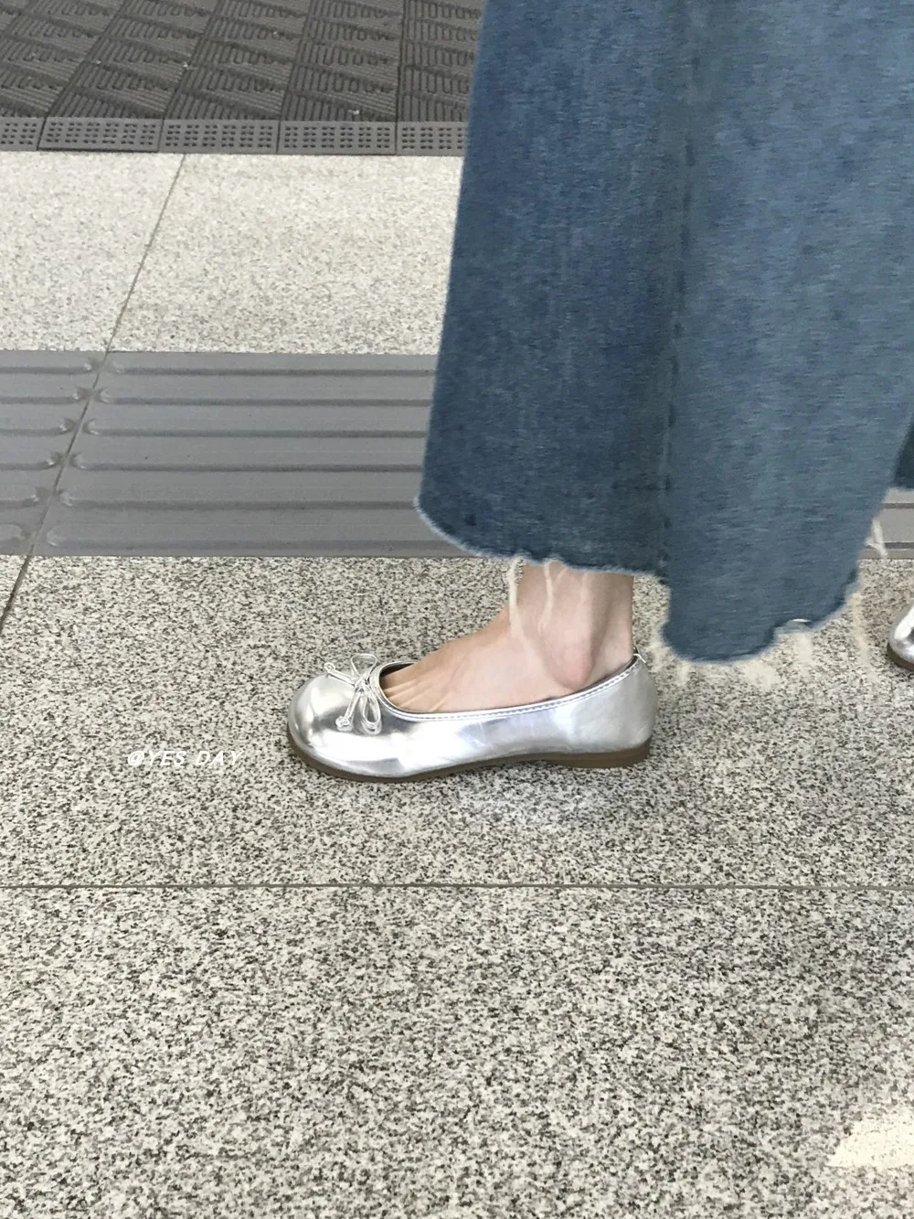 

Silver round Head Knot Slip-On Flat Bottom Mary Jane Shoes Women's Fashion Spring New Style Soft Comfortable Flats