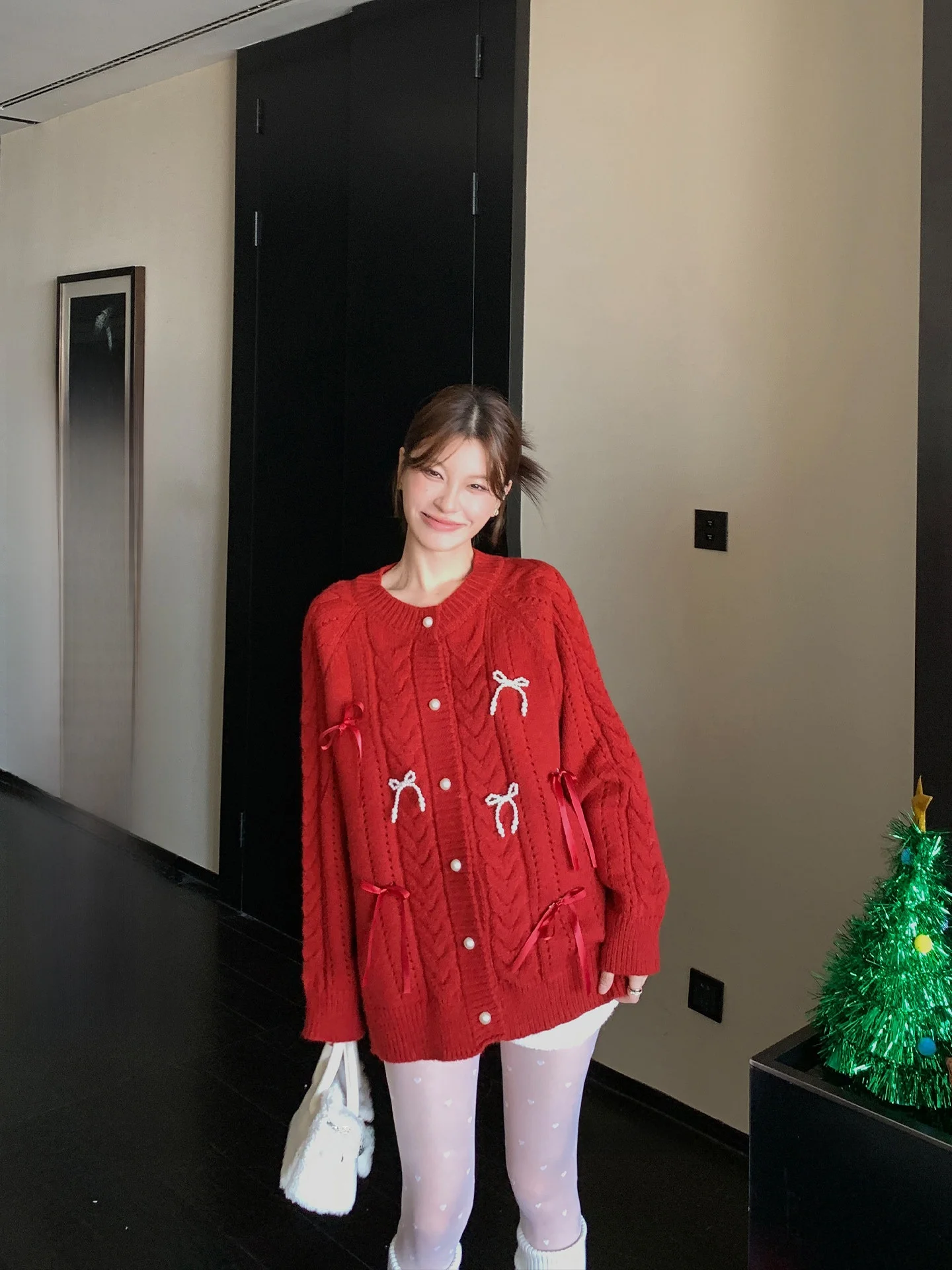 

Свитер LIONE Cisas Waltz из свободной вязки с жемчужным бантом, съемный, для Нового года, повседневный, с круглым вырезом, длинный рукав