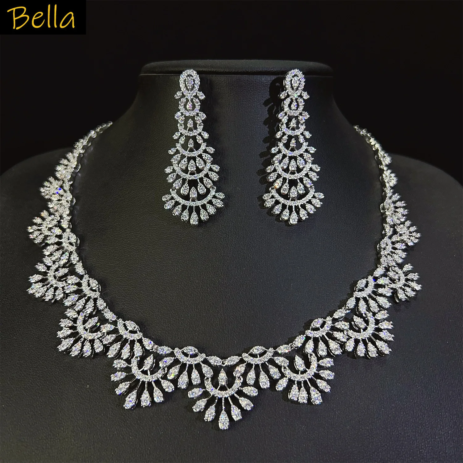 

Shiny Zirconia Jewellery Sets 2pcs Necklace Earrings Wedding Bride Luxury Jewelry Silver Color Leaf Flower Fan Shape Pendant