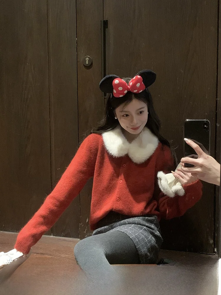 

Soft Rabbit Fur Collar Sweater Detachable No Error Ele Anti-Aging Winter 2025 New Arrival Women's Comfortable Knitwear