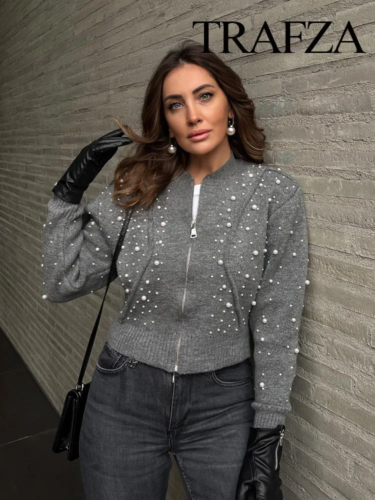 

TRAFZA Autumn Women's Artificial Pearl Decorated Knitted Bomber Jacket Round Neck Long Sleeve Loose Coat Women's Short Cardigan