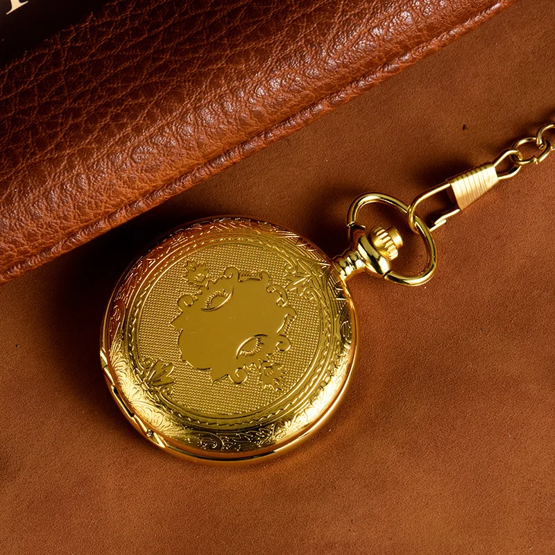 Vintage Luxury Gold Carving Quartz Pocket Watch for Men Engraved Golden Case Fob Chain Clock for Collection Necklace Watches