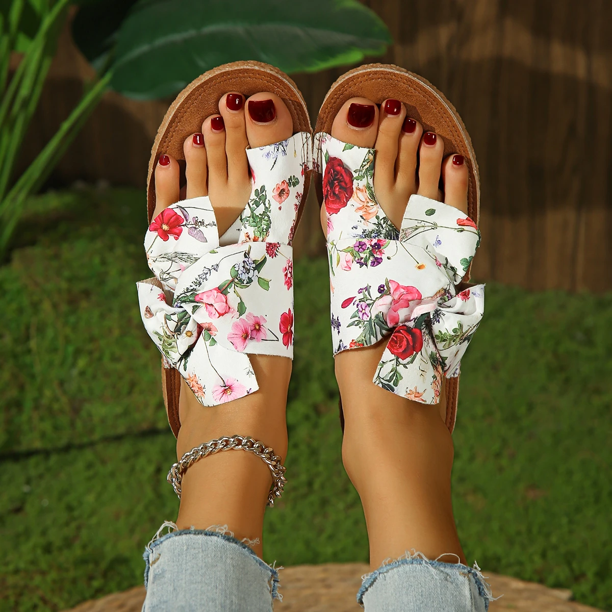 Sandálias de salto alto de salto alto para mulheres, chinelos casuais de cunha, sapatos de verão, moda nova