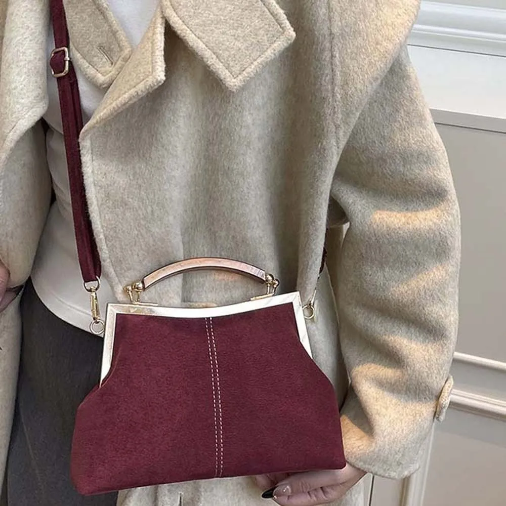 

Elegant Kiss Lock Shoulder Bag Large Capacity High Quality Frosted Velvet Crossbody Bag Messenger Pouch Contrast Color