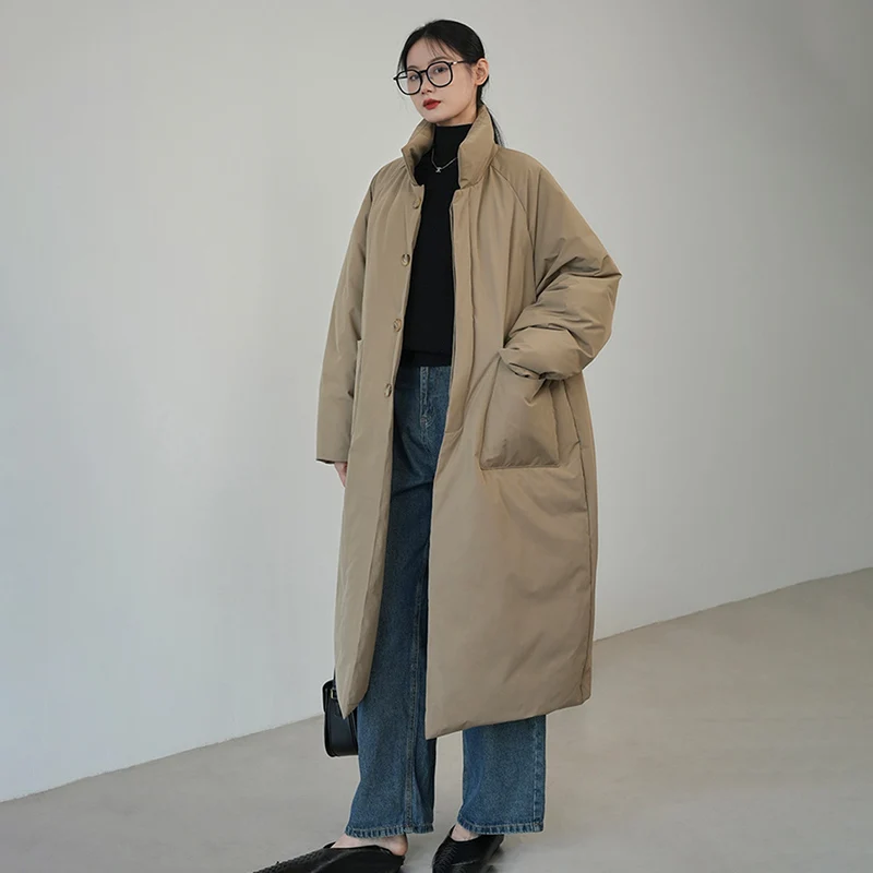 2025年冬 ロング丈 中綿コート レディース トレンド オーバーサイズ ゆったり スタンドカラー パーカー 女性らしい気質 ボタン付き 大きめポケット ジャケット
