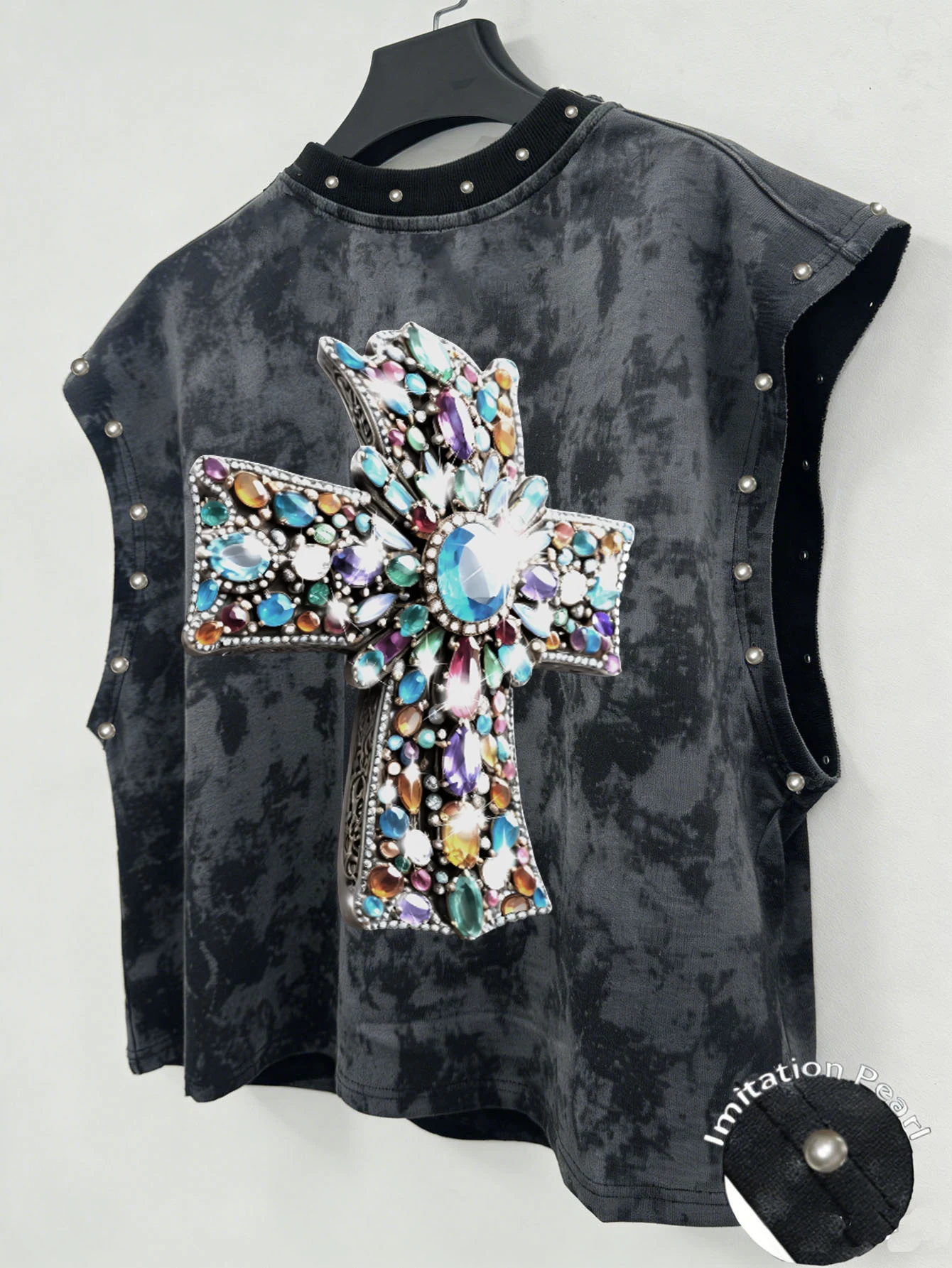 Vest with Large Snowflake and Bubble-Bead Cross Print