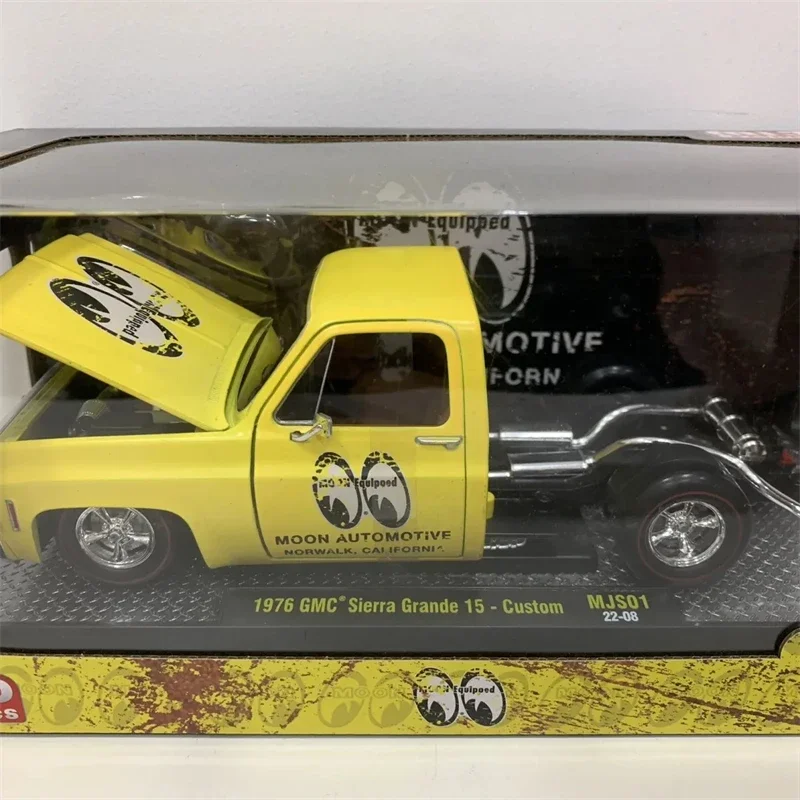 1:24 1976 GMC Sierra Grande 15-Custom High Simulation Diecast Car Metal Alloy Model Car decoration display collection gifts