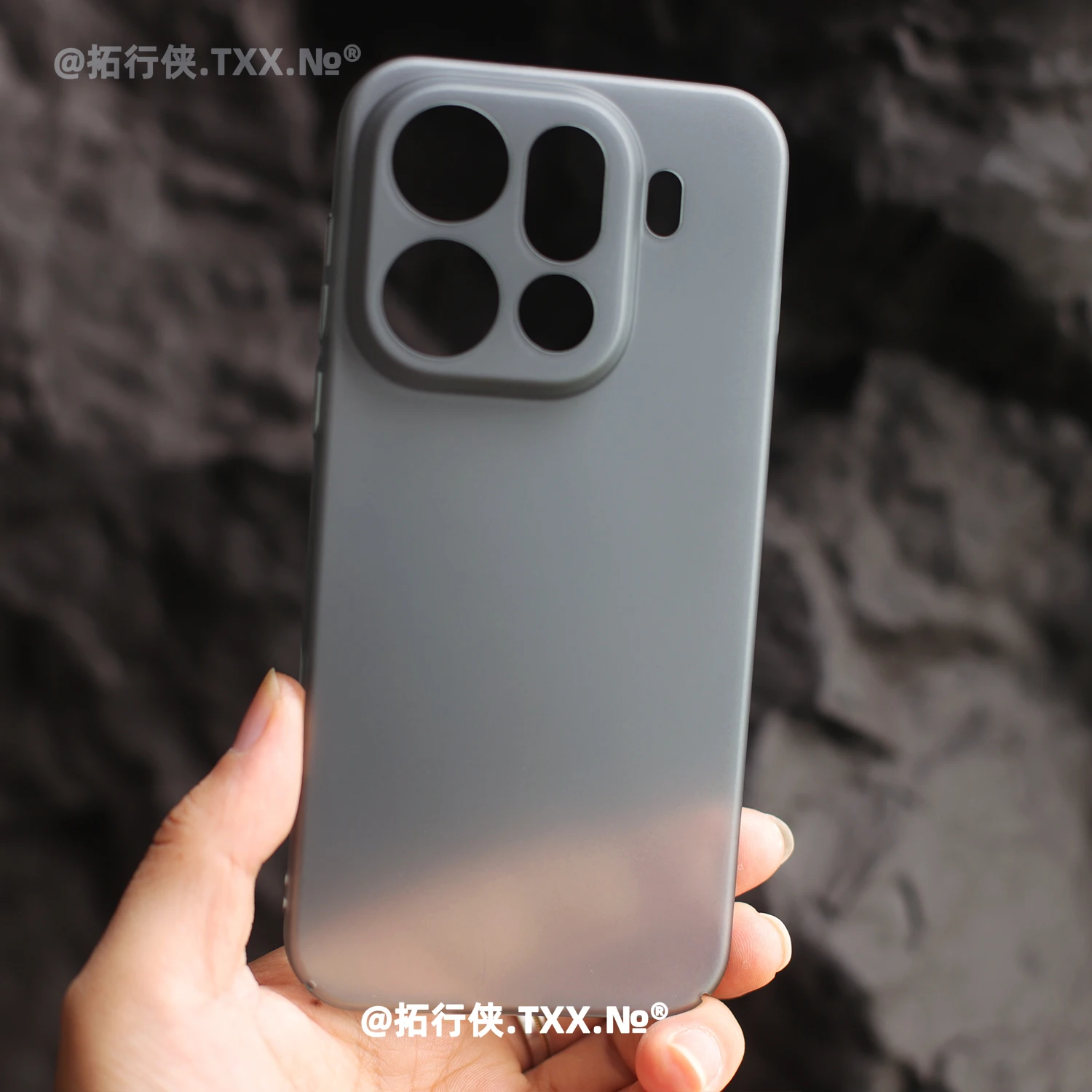 حافظة لهاتف OPPO Find X9 Pro غير لامعة رفيعة للغاية PC شفافة Magsafe مغناطيسية لحماية الظهر كوف لـ OPPO Find X9 X9Pro ممتص الصدمات