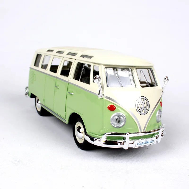 Maisto 1:25 Volkswagen Bus Samba Hot Car Alloy Car Model Die-casting Model Car Simulation Car Decoration Collection Gift Toy