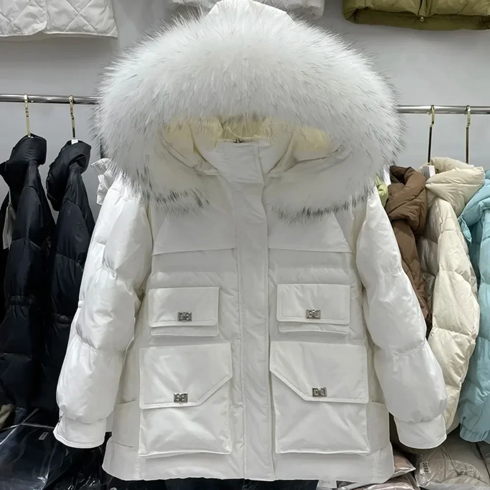 2024 New Down Jacket WomenRaccoon Fur Collar Loose Short Down Coat European Fashion Outerwear White Duck Winter Parka Jacket