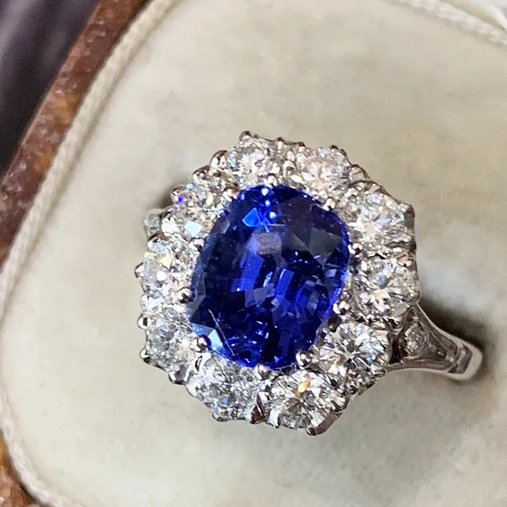 Huitan Sparkling Blue Cubic Zirconia Rings Luxury Fashion Women Wedding Engagement Accessories Full Bling Iced Out Lady Jewelry