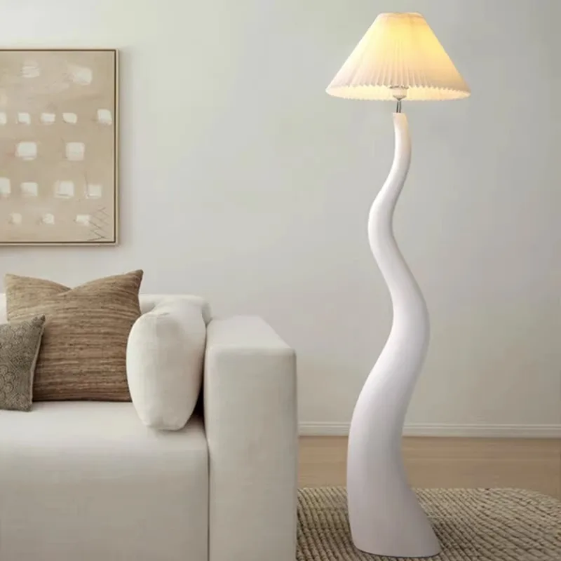 

Cream Style Interior Hotel Home Villa Clothing Store Living Room Bedroom White Decorative Resin Floor Lamp