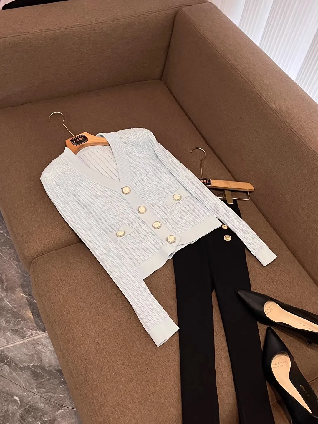 

Модный вязаный свитер, топ, женский Ele Lady Sle, зима 2023, Новое поступление, европейский Sle Long Sve ort Length Ca...