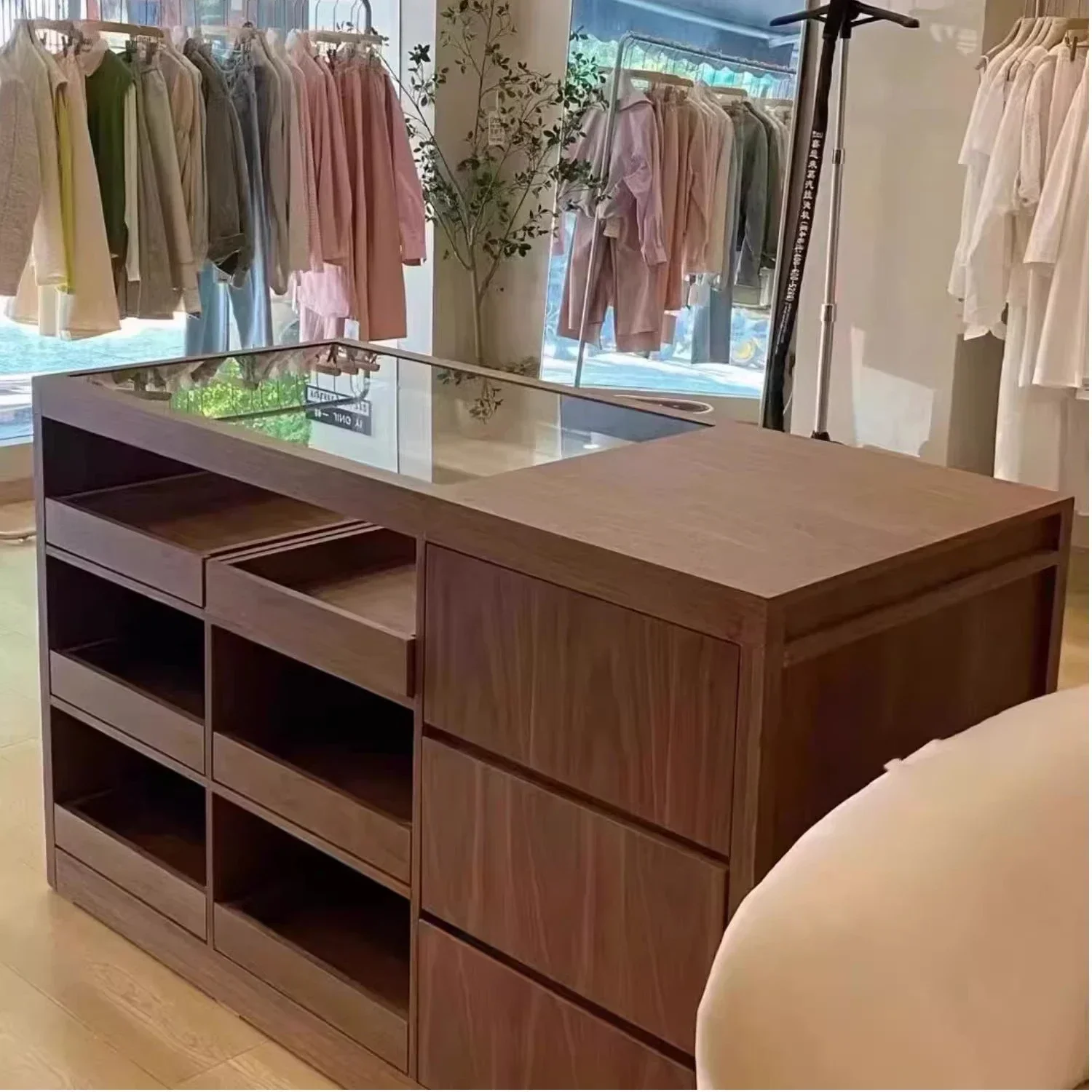 Clothing Store Zhongdao Table Display Cabinet Display Stand Retro Style Shoe Cabinet Decorations Glass Locker