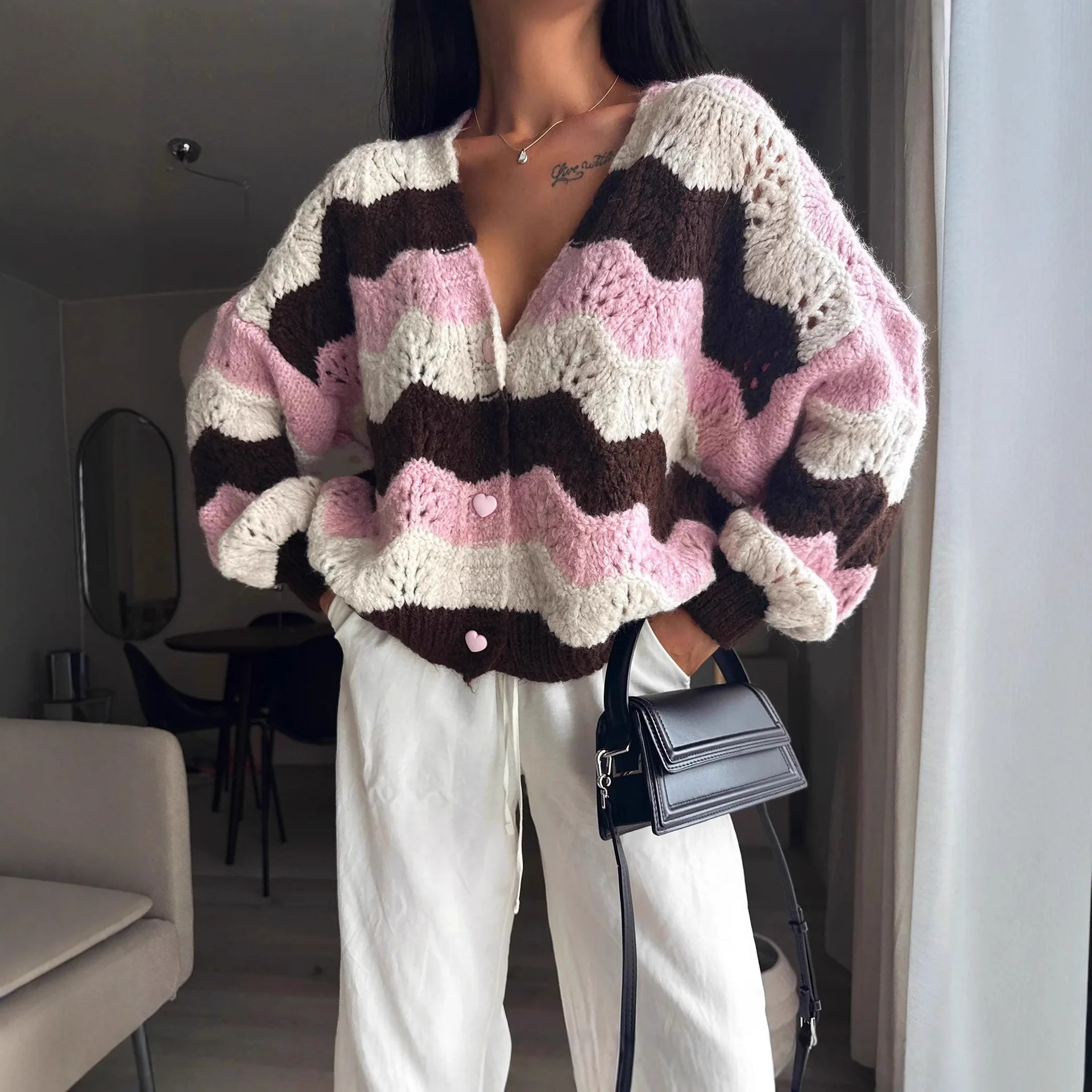 2026 موضة جديدة مطبوعة زر سترة مشغولة من الصوف المرأة الخريف عادية فضفاض الخامس الرقبة طويلة الأكمام سترة سترة للنساء