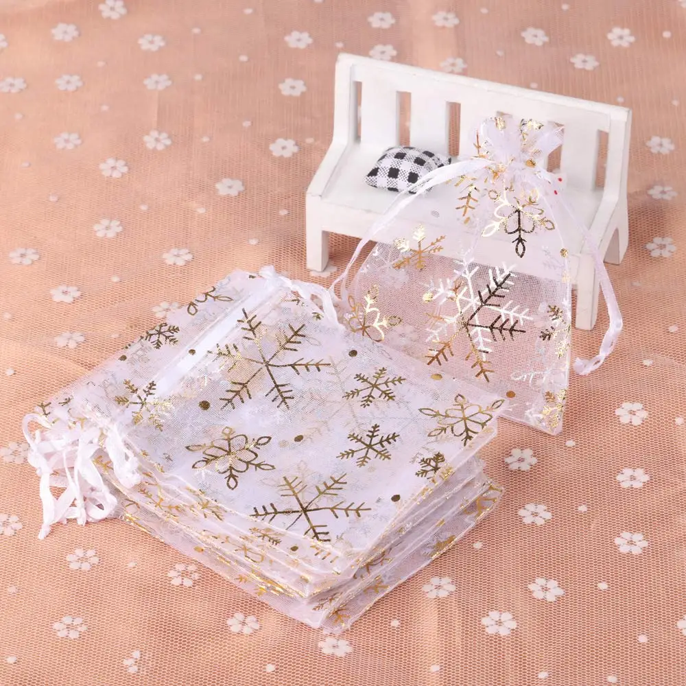 50pcs/lot 7X9 9X12 10X15 13x18cm New Snowflake Print Organza Jewelry Bags Wedding Candy Christmas Gift Packing Pouches