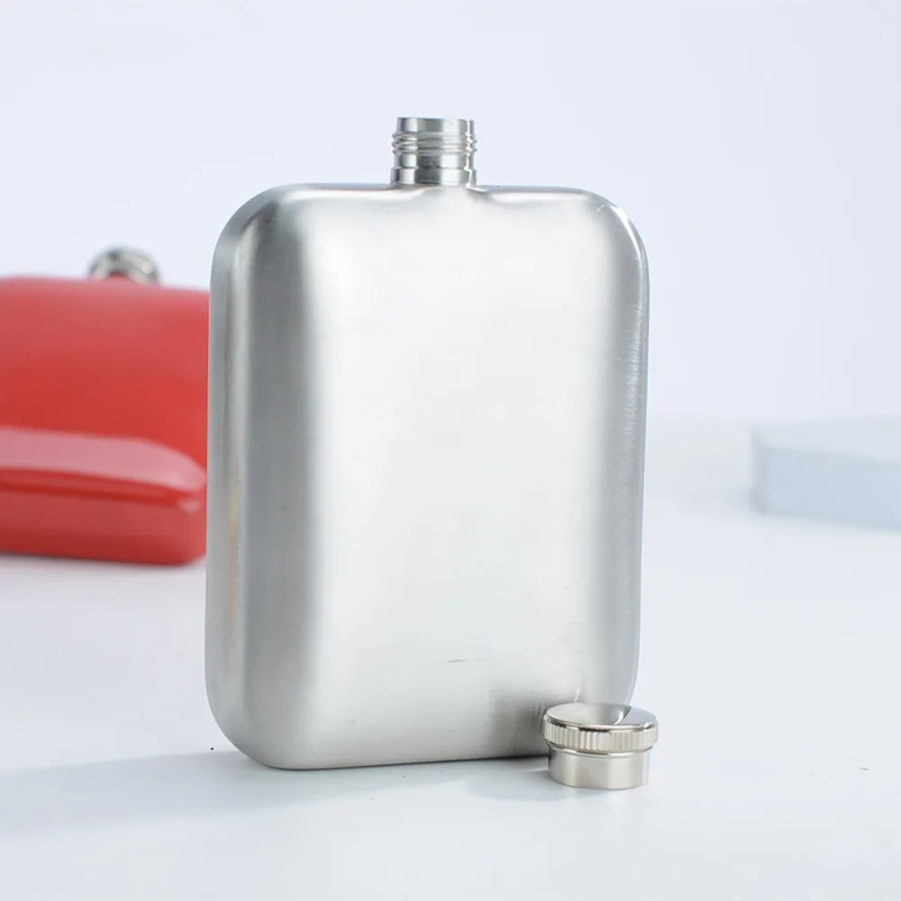 304 الفولاذ المقاوم للصدأ 6 أوقية النبيذ الإبريق مستطيلة مع قمع جيب قارورة الورك غير قابلة للكسر مقاومة للسقوط وعاء للشرب التخييم