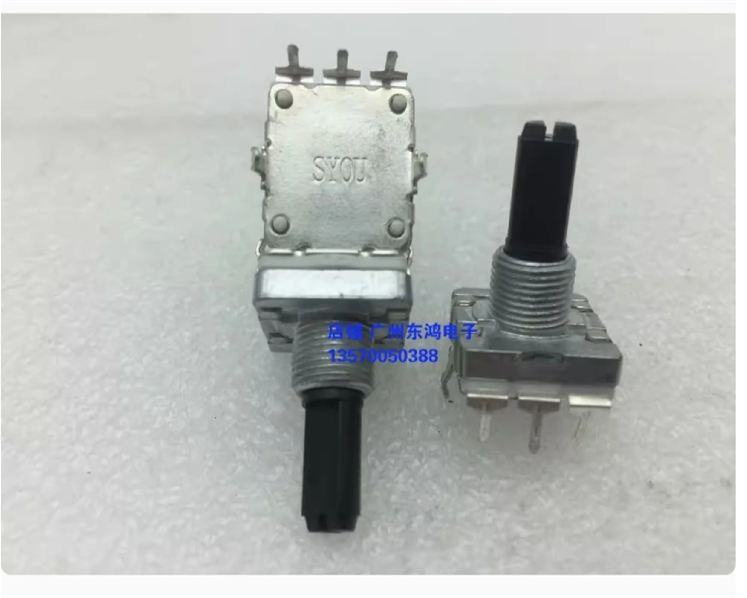 1 PCS   Rotating potentiometer EC16 rotary encoder 24 positioning number 24 pulse number axis length 20MM