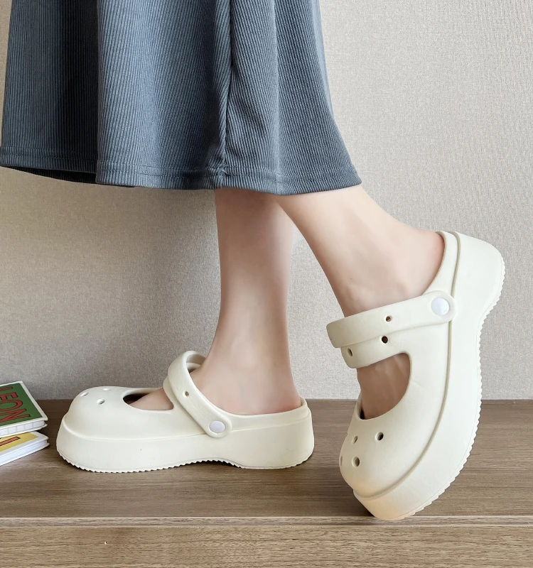 

Women's Summer Slip-On Thong oes Mary Jane Sandals Thi Bot Hole Design Anti-Slip Faionable College Sle Footwear