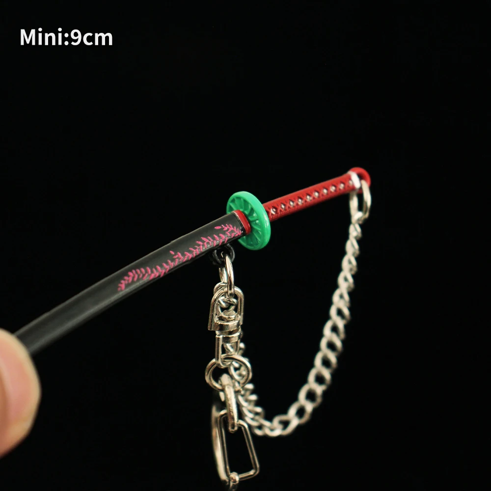 Mini Demon Slayer Zwaard Sleutelhanger 9Cm Kimetsu No Yaiba Cartoon Kamado Tanjirou Metalen Katana Sleutelhanger Cosplay Speelgoedwapens Model