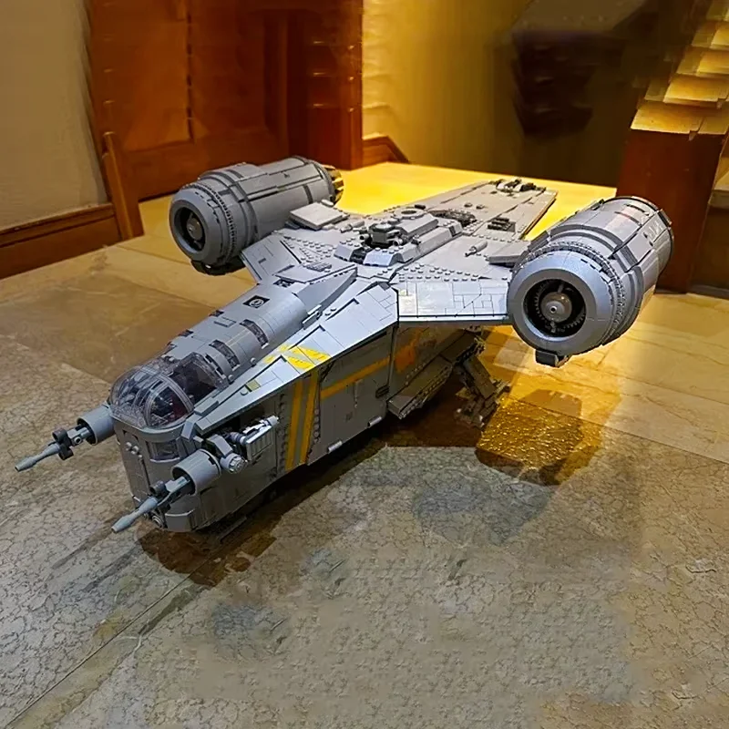 

В наличии 6187 шт. MOC-Star Battle Razor Crest, строительные блоки, модель из кирпичиков, декор для дома, игрушки для детей и взрослых, подарки на день рождения