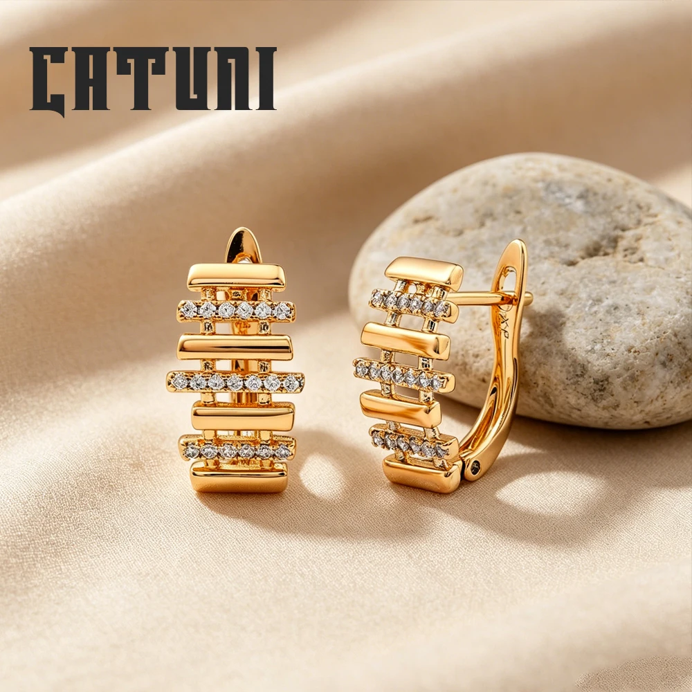 Catuni New Luxurious Geometric-Shaped Hollow Earrings 18k Gold Plated White Zirconia Earrings Fashionable Jewelry For Women