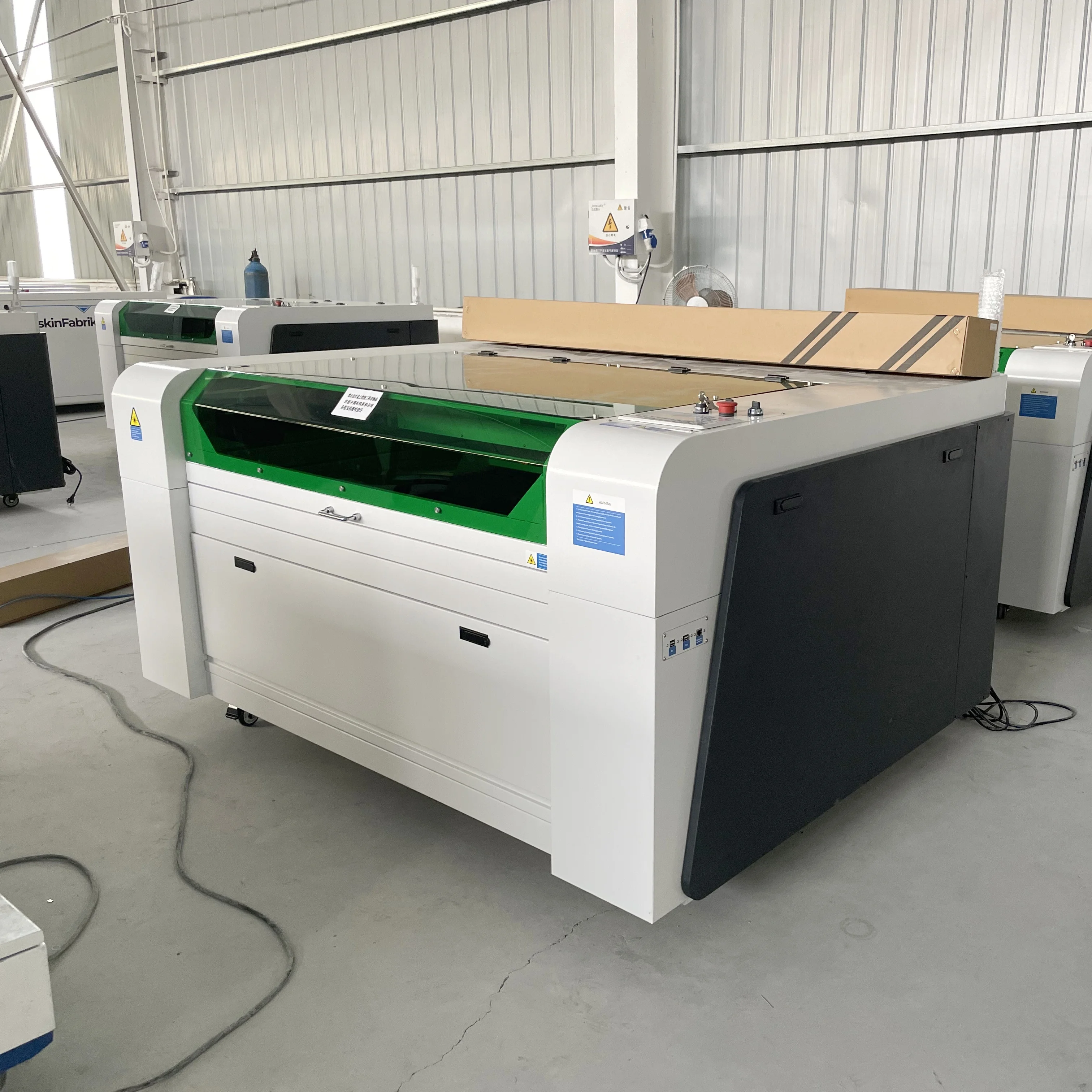 

Own Factory Production Laser Cutting Machine With RUIDA Motherboard 150w/200w/500w Laser Metal Cutter Laser Engraver For MDF