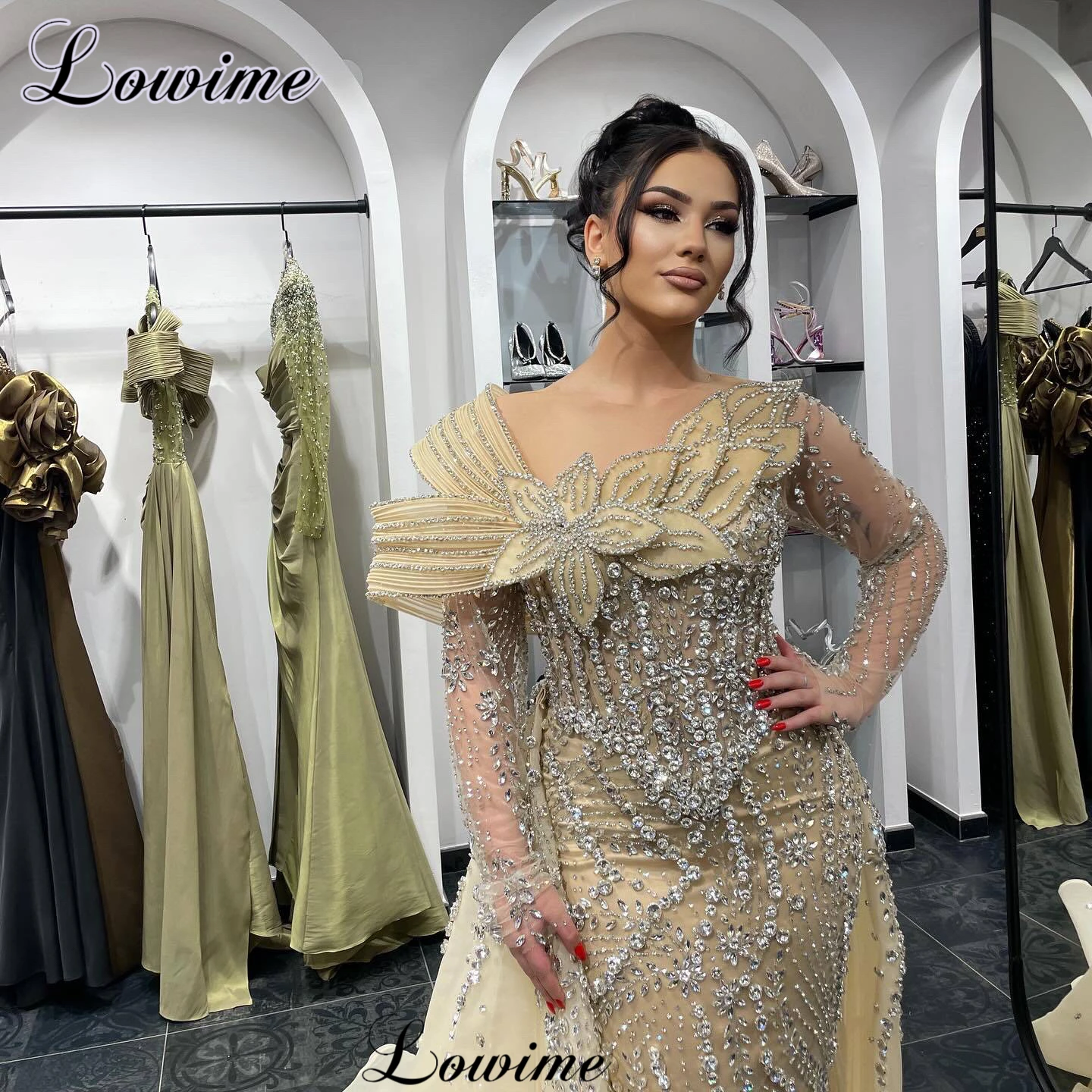 Luxury Full Crystals Evening Dresses With Detachable Train Long Sleeves Formal Occasion Dresses Robes De Soirée Customized