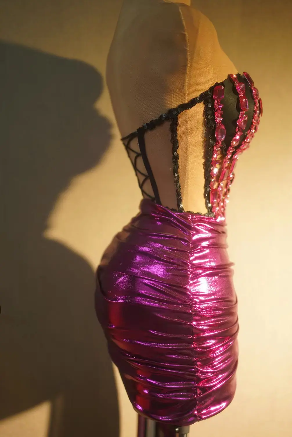 Sexy viola con diamante elastico sfilata di moda minigonna bar discoteca festa compleanno costume da spettacolo teatrale cantante serale