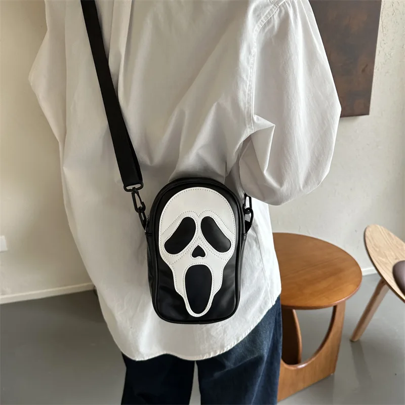 

Ghost Skull Pattern Shoulder Bag, Trendy Zipper Crossbody Bag, Casual Purse For Shopping