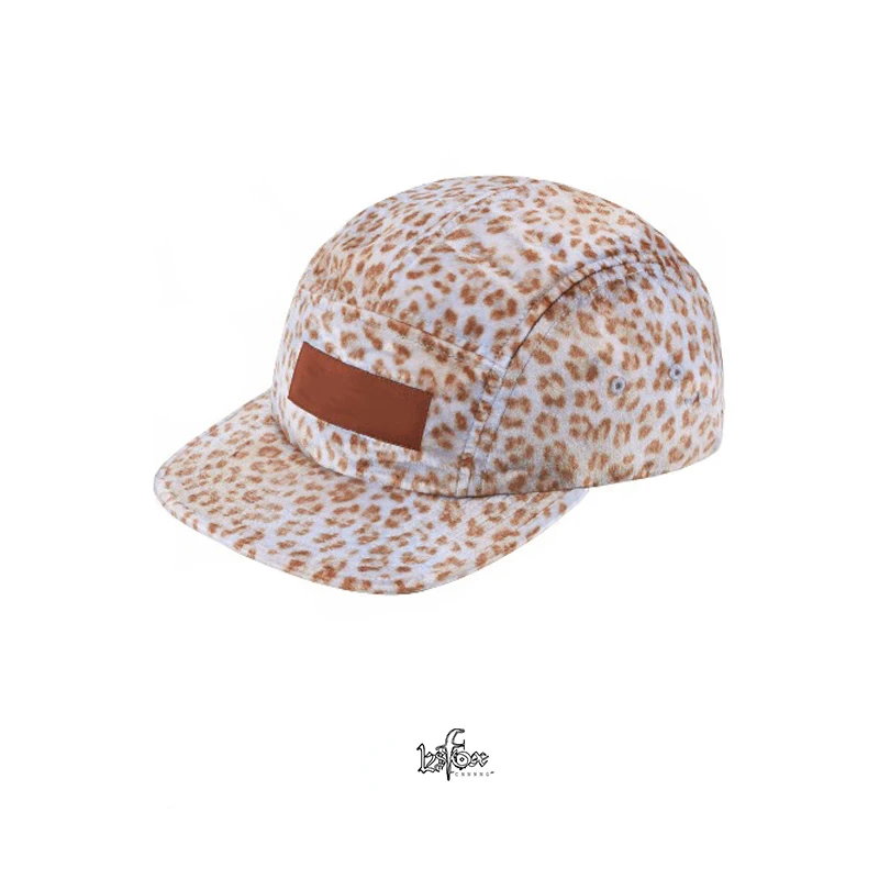 Trendy Leopard Velvet Flat Cap Embroidered Baseball Cap Unisex Spring 2024 Cotton Hat Style Hip Hop Four Seasons Universal