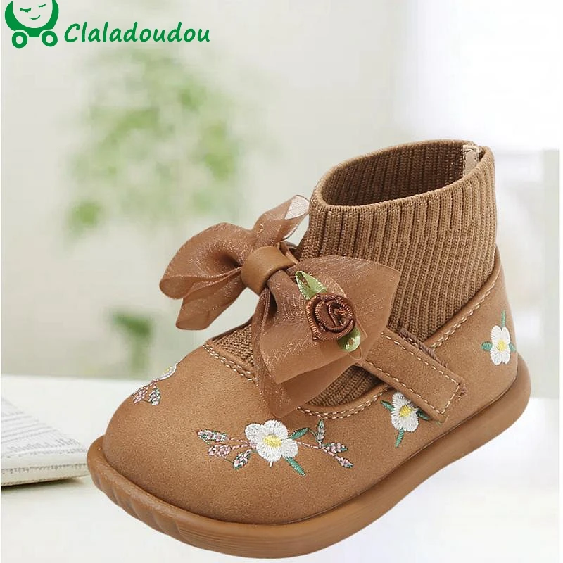 

Claladoudou Embroidered Flowers Autumn Boots For Toddler Girls,Beige Brown Knitting Ankle Boots For Kids Little Princess Party