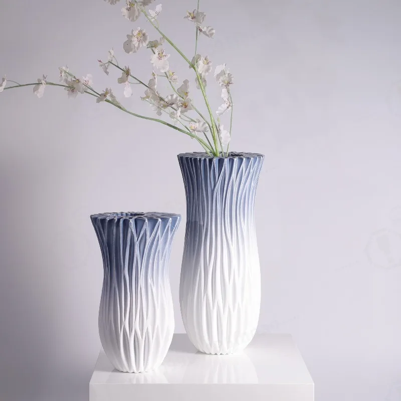 Gradient Origami Style Resin Flower Vase Minimalist Indoor Decor Dry Flower Container for Table Showroom Display
