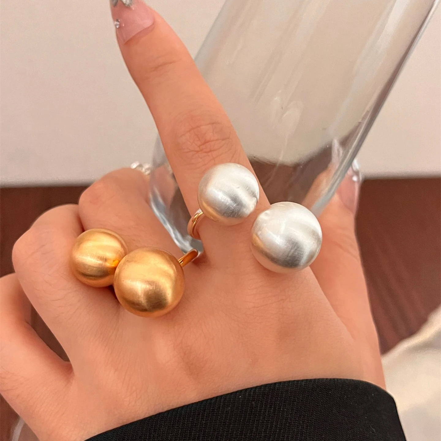 Europe and America New Trend Metal Brushed Round Ball Opening Rings for Women Simple Retro Adjustable Jewelry Gifts