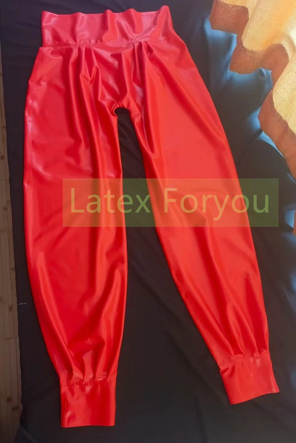

Красные латексные брюки ручной работы, женские свободные брюки из натурального каучука, латексные шаровары, брюки-фонарики, шаровары, женские резиновые леггинсы