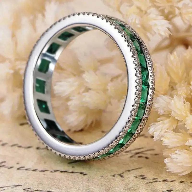 Huitan Simple Style Women Rings for Wedding Daily Party Versatile Jewelry Inlaid Bright Green Princess CZ Trendy Accessories