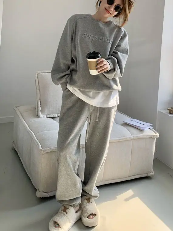 Damen 2026 Neuer Lila Sportanzug Frühling und Herbst Lässiger Modestil Lockerer Langarm-Pullover Oberteil und Hose 2-Teiliges Set – Detail 24