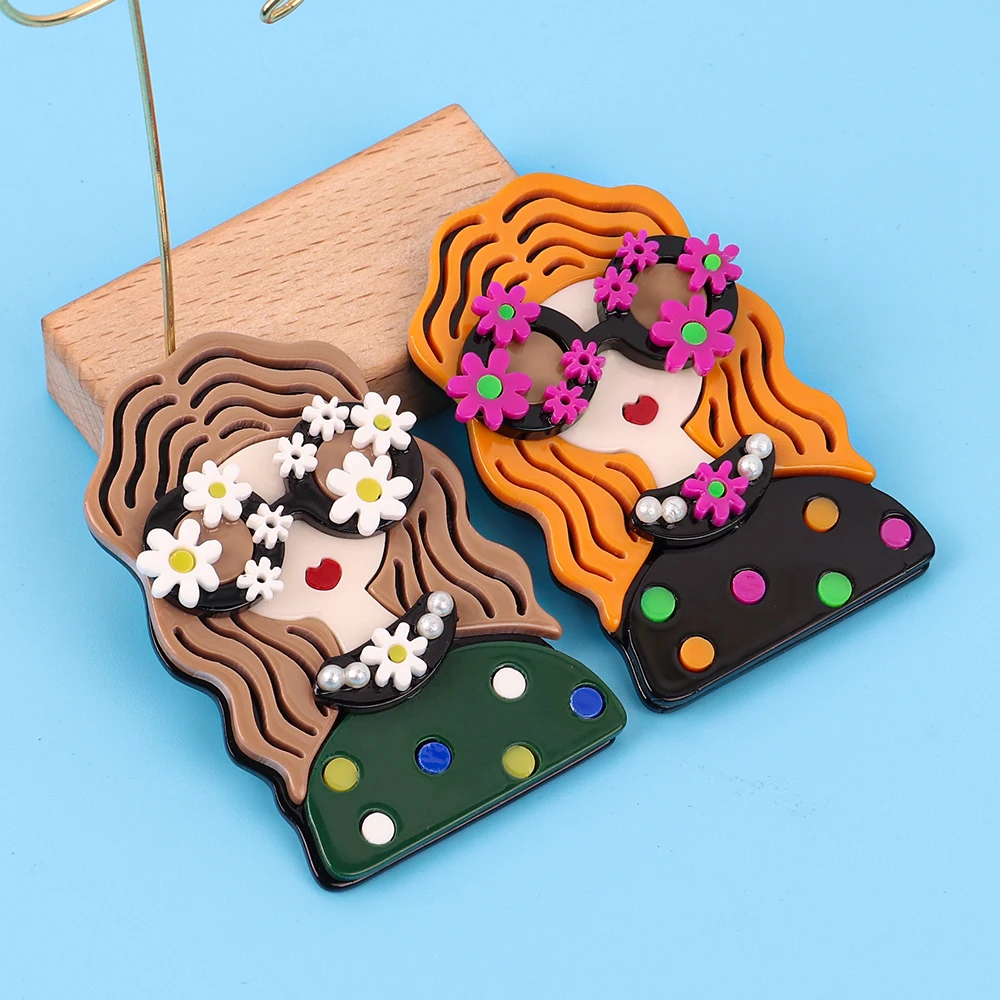 New Flower Glasses Lday Acrylic Brooches for Women Cute Long Hair Female Brooch Badge Pins Casual Jewelry Cutsome Accessories