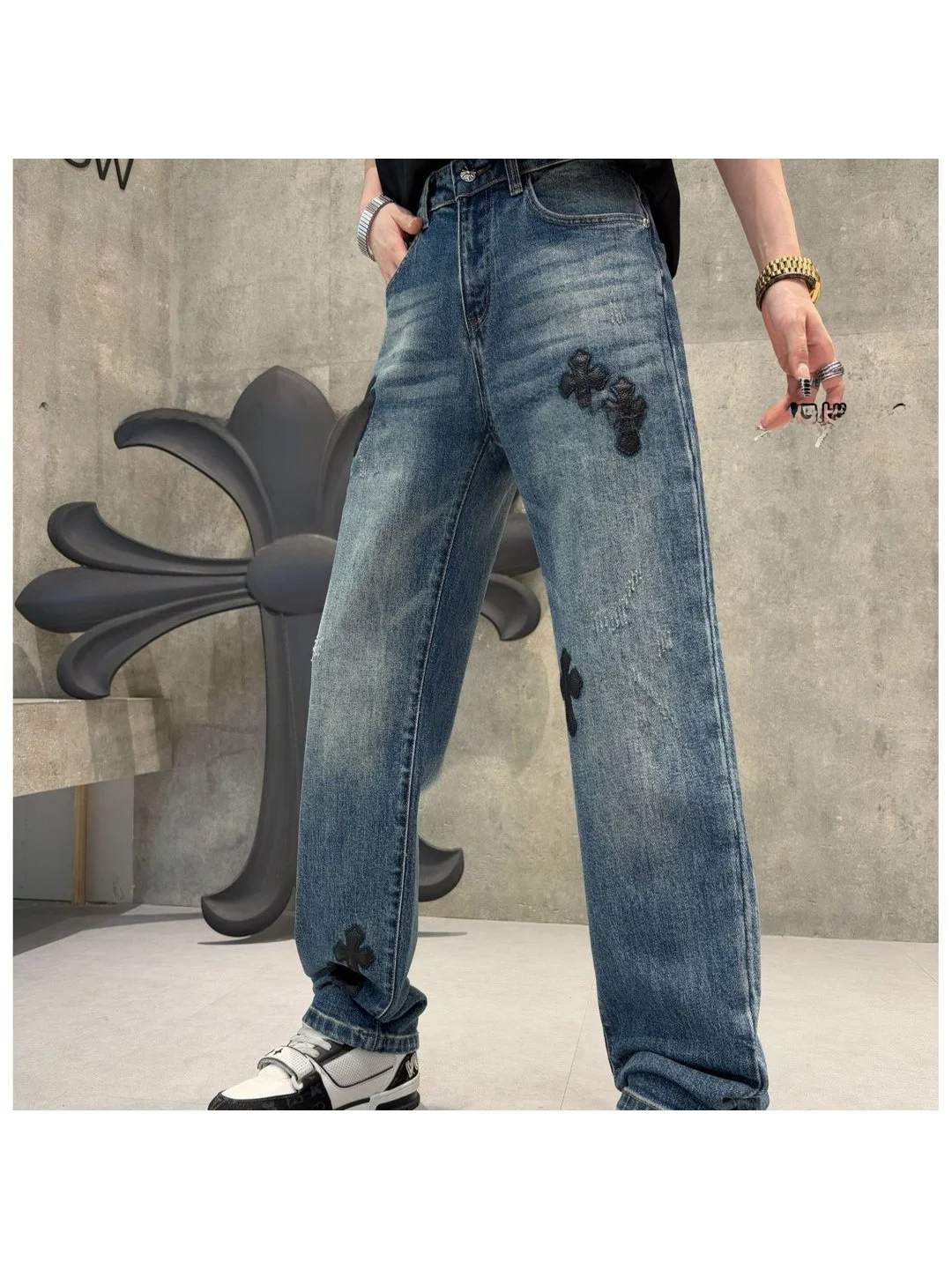 

Retro American Cross Stitched Straight Leg Men's Jeans Loose Waed Long Trousers Trendy Spring 2026 New Sle Casual Faion