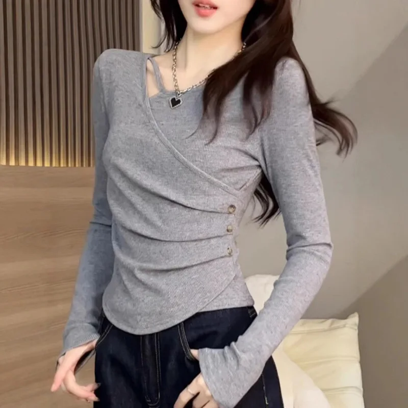 

Winter New Decorative Button T-shirt Top Women's Velvet Long-sleeved Pleated Temperament Super Good-looking Bottoming Shirt