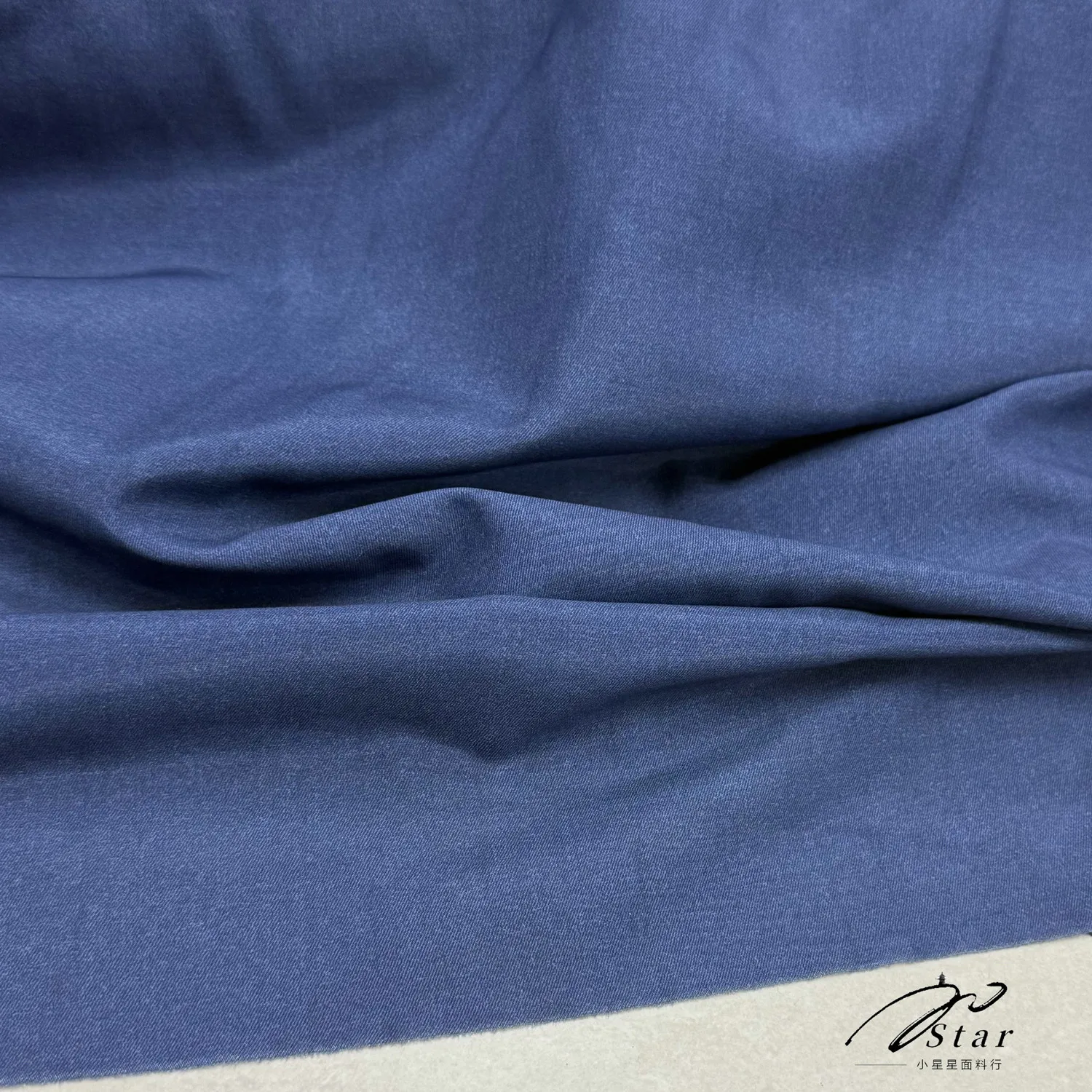 Export Single Denim Blue Double-Sided Silk Cotton Fabric 18 Momme Shirt Soft Skin-Friendly Silk Cotton Fabric