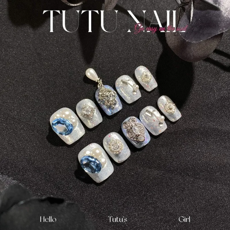 [Two Grey] Hand Wear Detachable Nail Art Heavy Industry Luxury Short T Blue Zirconium Chain Pearl
