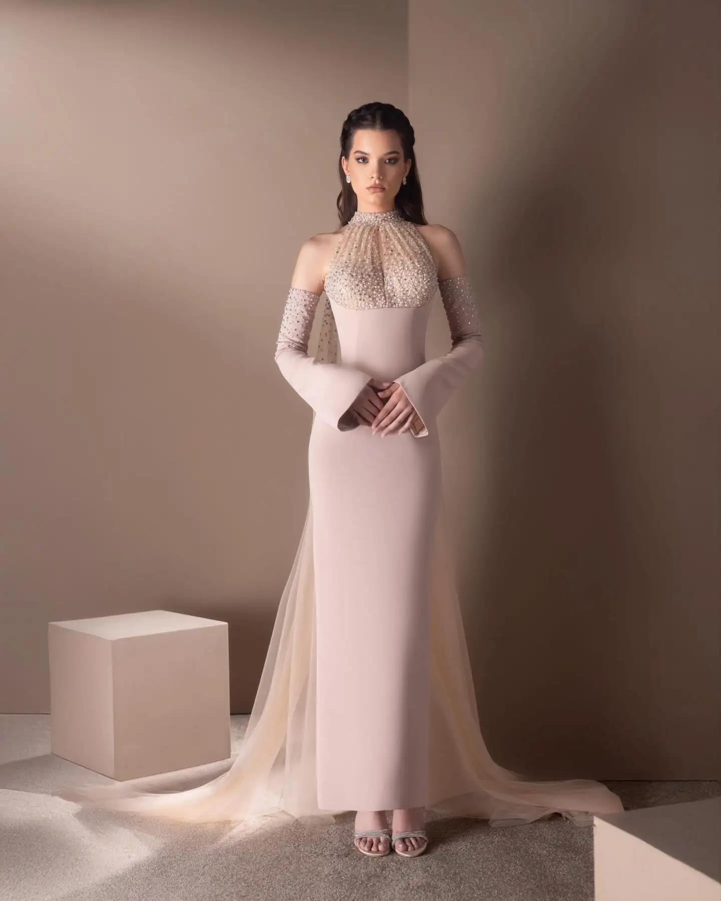 Elegant Nude Pink High‑Neck Satin Evening Gown with Pearl Luxury Beaded Flare Sleeves Wedding Party Dress Trendy  Prom Dress