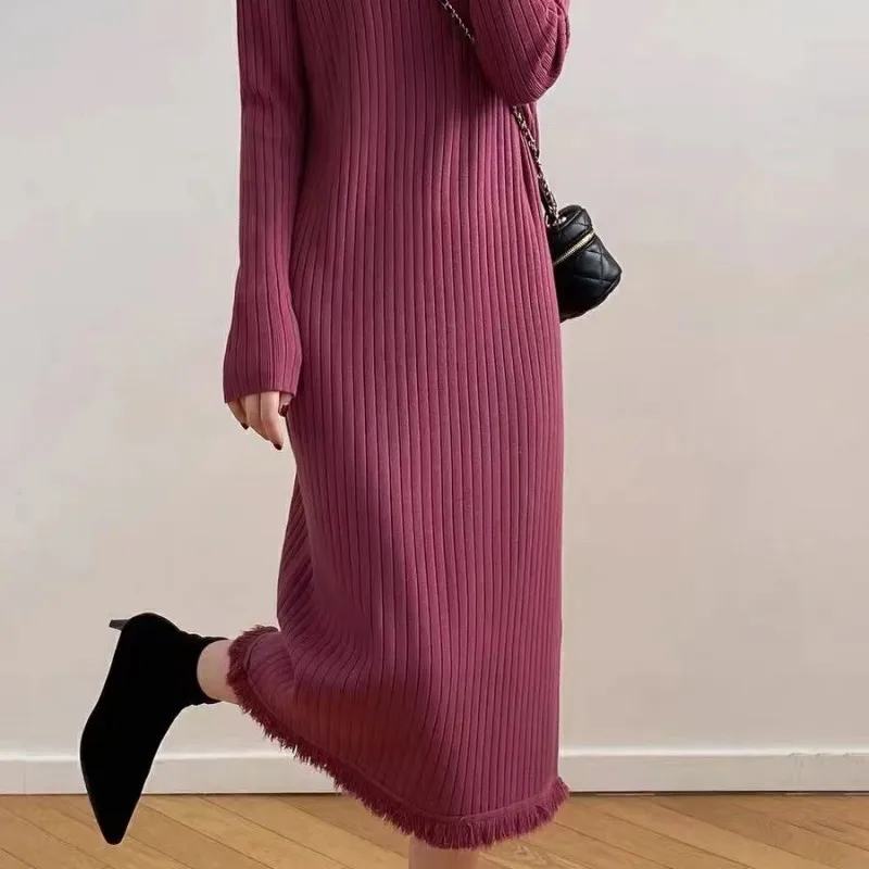 Autumn and winter new semi-turtleneck sweater women's medium and long knee coat base with fringed skirt knitted dress