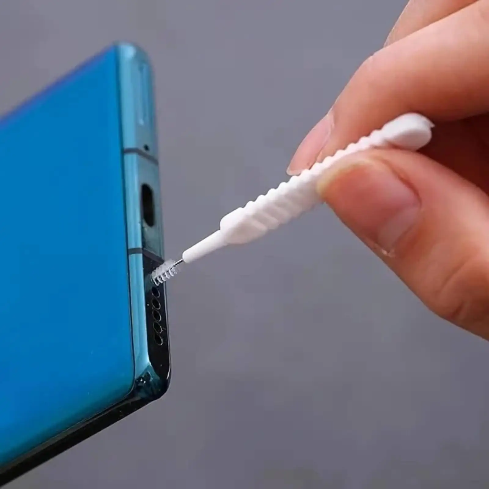 Portable Device Cleaner Precision Brush Kit Multi Use Dust Removal for Ports Faucets and Appliances