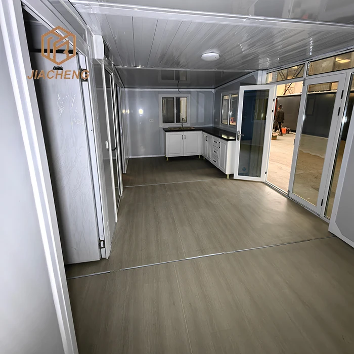 40Ft 20Ft Prefab Villa 2 3 4 5 Bedrooms Prefabricated Foldable Expandable Container House Portable Mobile Tiny Home