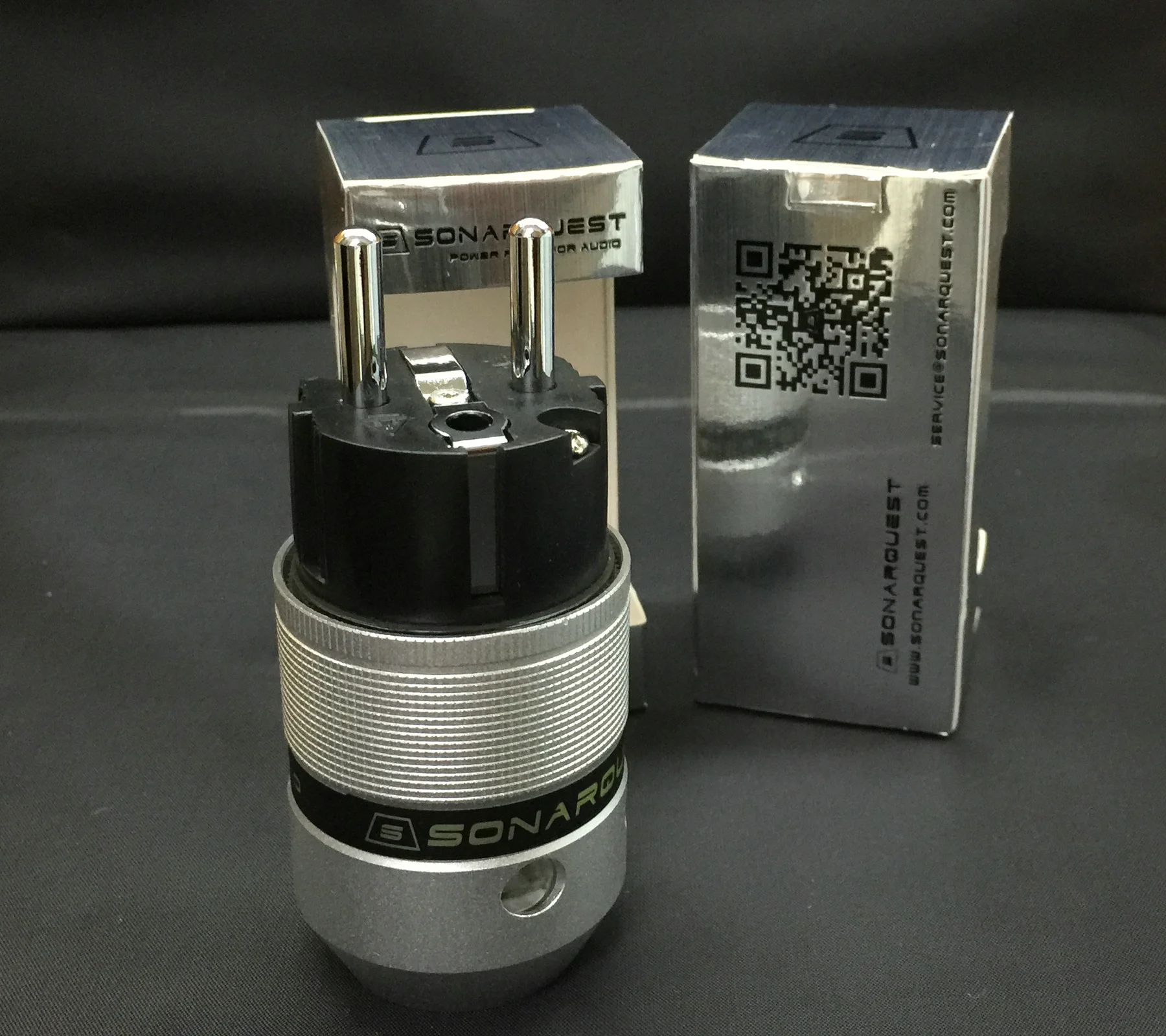 عالية الجودة SONARQUEST موصل الطاقة سبائك الألومنيوم الاتحاد الأوروبي الروديوم مطلي E2R(B) + C25R(B) Schuko ذكر وأنثى IEC لتقوم بها بنفسك HIFI الصوت