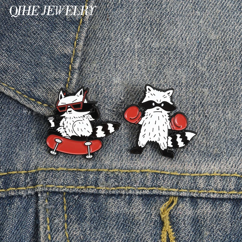 Cool Boxing Raccoon with Red Boxing Gloves Enamel Pin Skateboard Raccoon Street Sport Style Metal Brooch Lapel Pin Jewelry Gifts