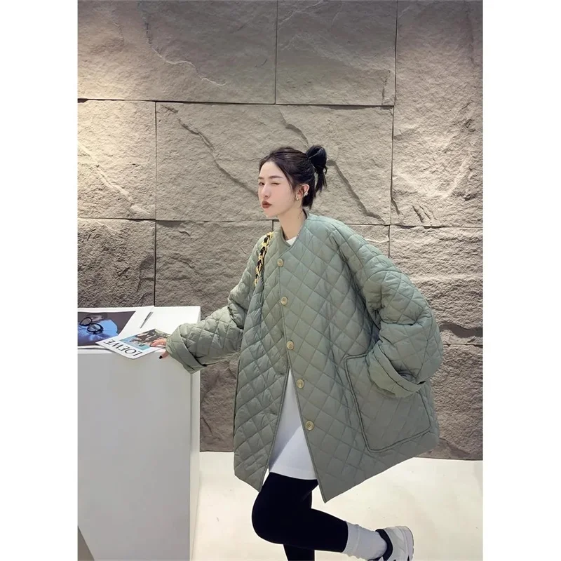 Autumn/Winter 2023 European American Style Round Neck Button up Solid Diamond Plaid Embossed Large Pocket Cotton Coat for Women